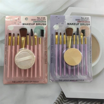 Σετ 8 πινέλων μακιγιάζ με συνθετικές τρίχες σε διαφανές blister κουτί; περιλαμβάνει πινέλα για σκιά ματιών, ρουζ και μάσκαρα; πλαστικές λαβές; φορητός σχεδιασμός