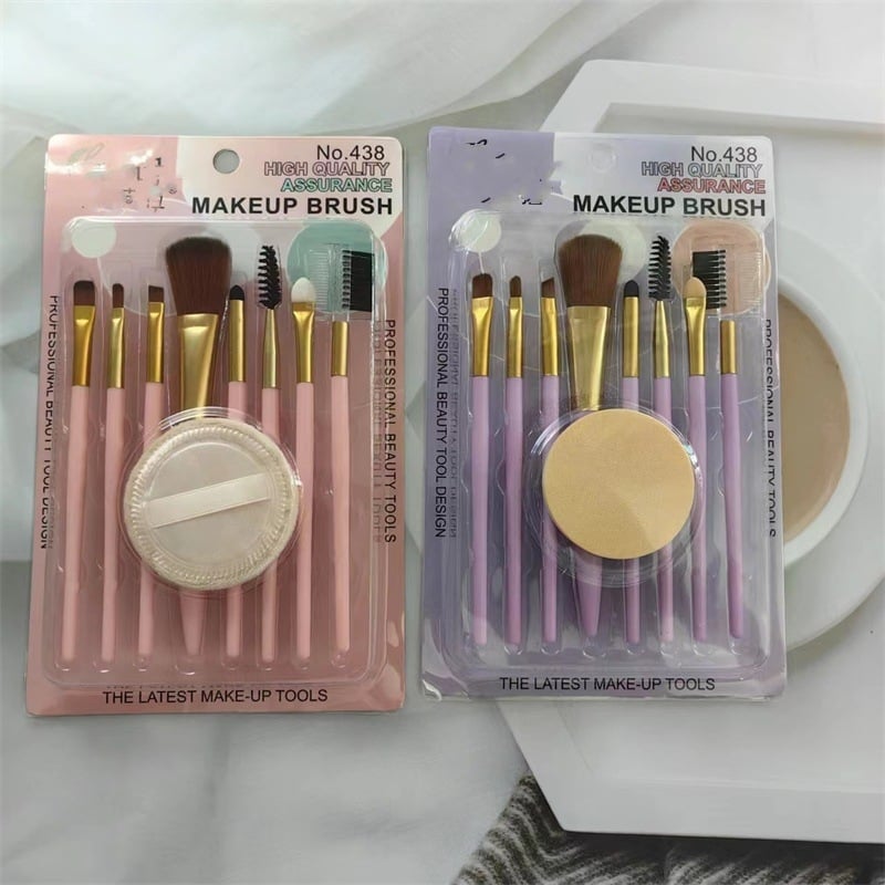 Σετ 8 πινέλων μακιγιάζ με συνθετικές τρίχες σε διαφανές blister κουτί; περιλαμβάνει πινέλα για σκιά ματιών, ρουζ και μάσκαρα; πλαστικές λαβές; φορητός σχεδιασμός