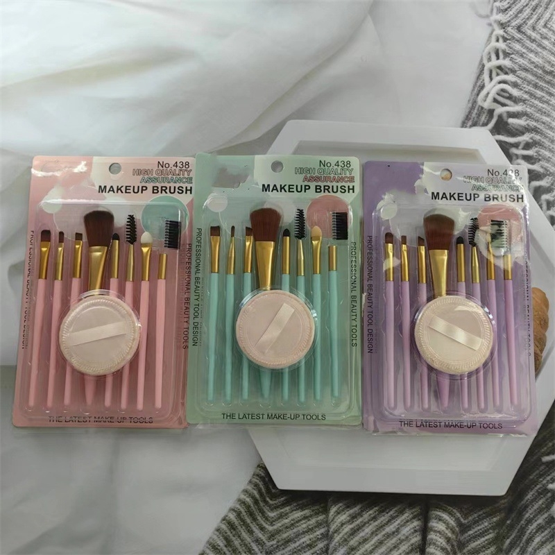 Σετ 8 πινέλων μακιγιάζ με συνθετικές τρίχες σε διαφανές blister κουτί; περιλαμβάνει πινέλα για σκιά ματιών, ρουζ και μάσκαρα; πλαστικές λαβές; φορητός σχεδιασμός