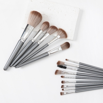 Qiuyang 14‑τεμάχιο σετ πινέλων μακιγιάζ με συνθετικές τρίχες, πλαστικές λαβές, φορητός σχεδιασμός