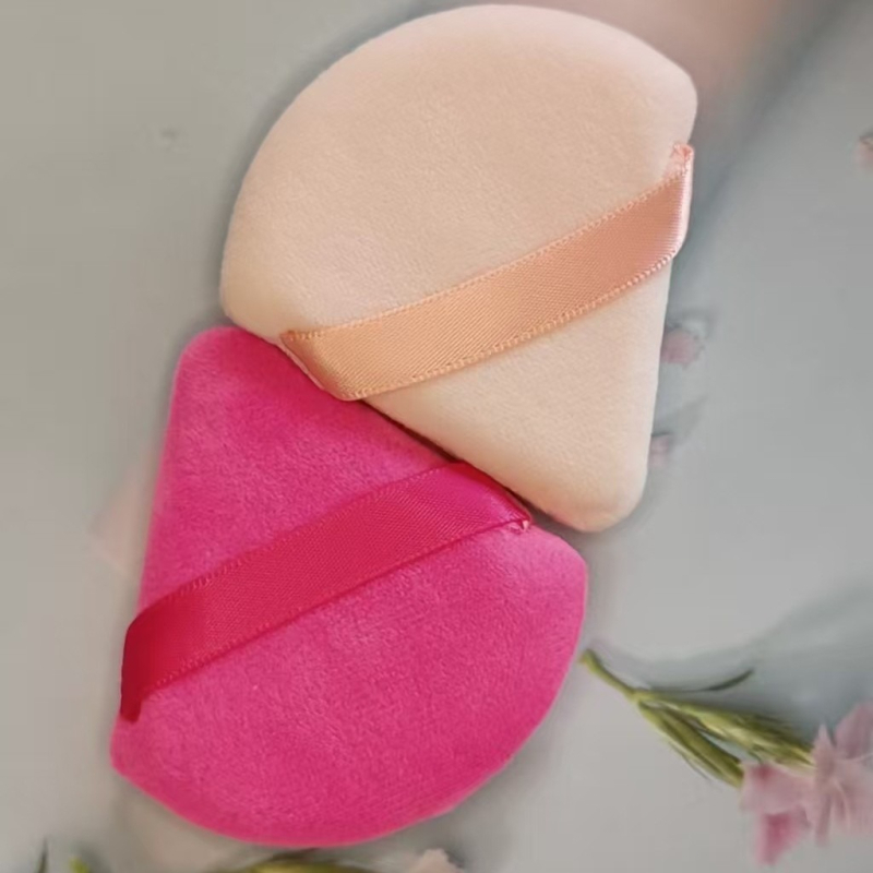 Пух за суха пудра, триъгълна форма, кристален велур, произход Гуанджоу, 3000 броя