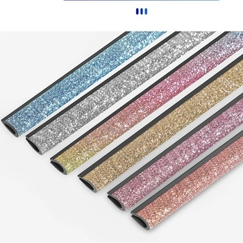 Bandă decorativă pentru gurile de ventilație ale mașinii, cu încrustări din diamant, PVC, universală, clemă în formă de U, model 606