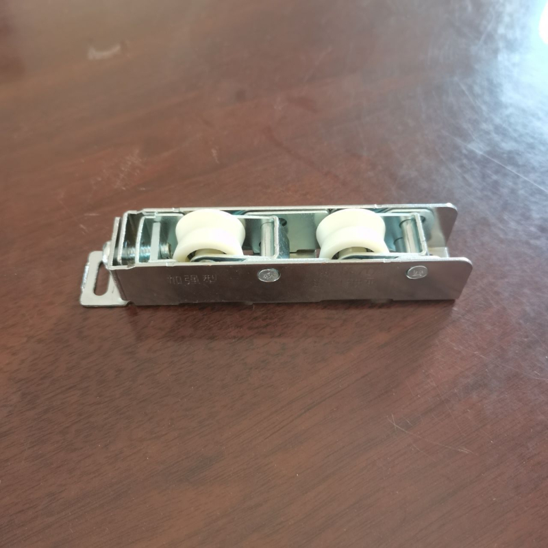Roată cu role pentru uși și ferestre — oțel inoxidabil, diametru exterior 24 mm, ax 19 mm, rază a canelurii pentru frânghie 10 mm, sarcină maximă 50