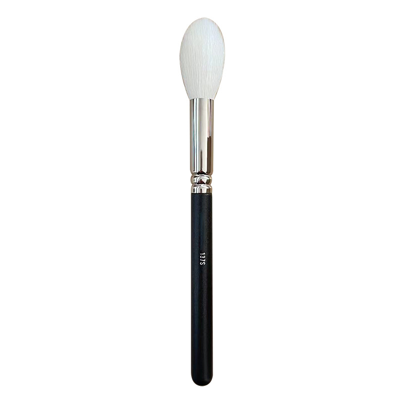 Xinrui 137S highlighter és pirosító ecset, gyapjú sörtéje, fa nyél, hordozható