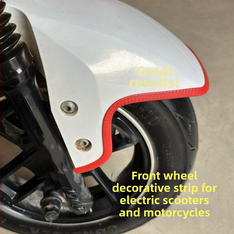 Univerzálny ochranný pruh blatníka pre elektrické skútre, motorky a trojkolesové vozidlá – PVC samolepiaci, protiškrabavý, dekoratívny okraj