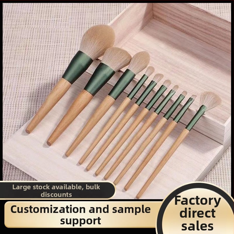 Set de pensule de machiaj (10 bucăți), pensulă pentru pudră; fibre sintetice ale perilor; mâner din lemn; lungimea perilor 3,5 cm; lungimea totală 14 cm