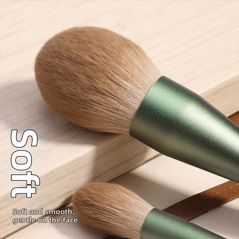 Set de pensule de machiaj (10 bucăți), pensulă pentru pudră; fibre sintetice ale perilor; mâner din lemn; lungimea perilor 3,5 cm; lungimea totală 14 cm