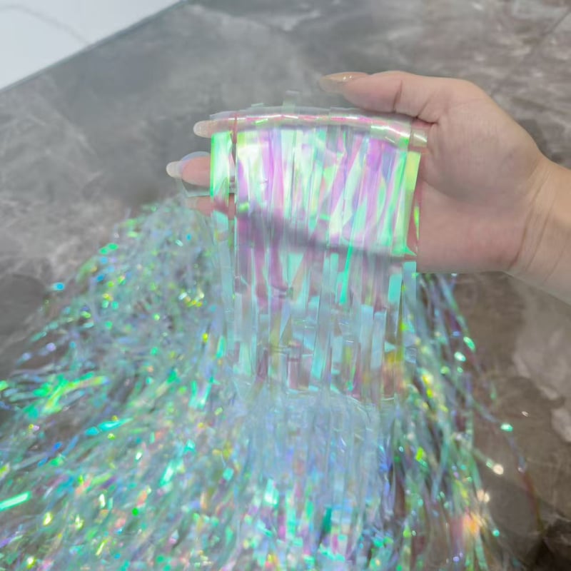 Ukrasna vrpca s resicama za vjenčanje - Plastična vrpca za dekoraciju prostora (Materijal: Plastika; Vrsta: Vrpca; Prigode: Vjenčanje; Kategorija: Rekviziti za ukrašavanje)