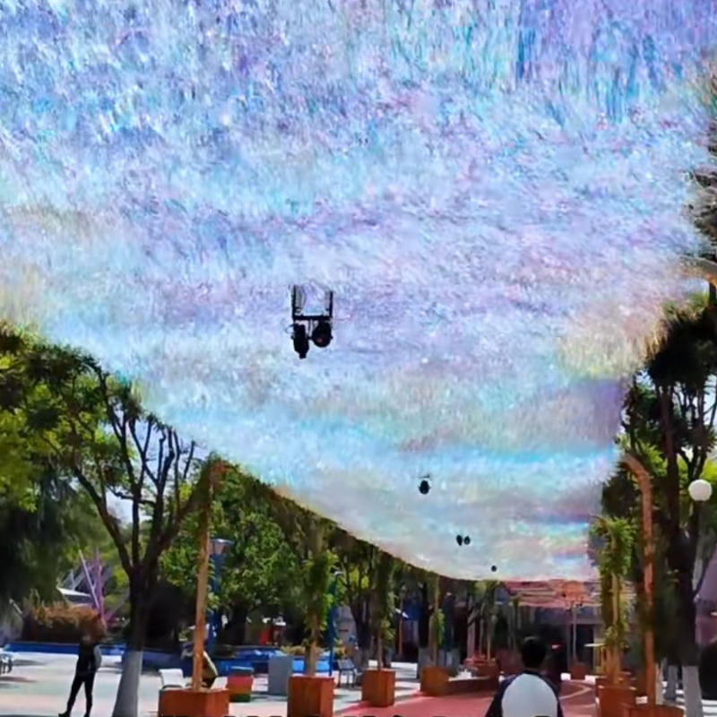 Γαλαξιακός θόλος διακόσμησης χώρων – εγκατάσταση οροφής με κουρτίνα βροχής, φόντο τοίχου με λέιζερ, λεπτομέρειες από κορδέλες