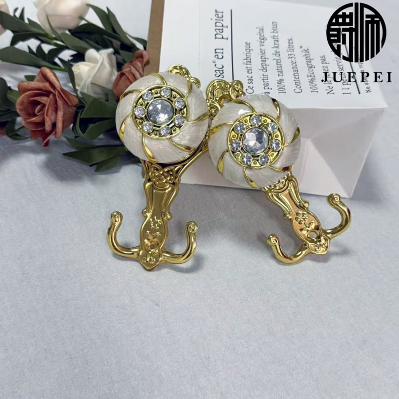 Стенна кука за завеси – цинкова сплав, лек лукс стил, с винт, Jin Yi Ge