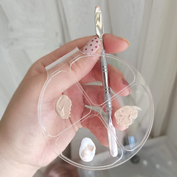 Wafferday Преносима акрилна палитра, кръгла с четири секции за смесване на течно фон дьо тен, козметичен инструмент