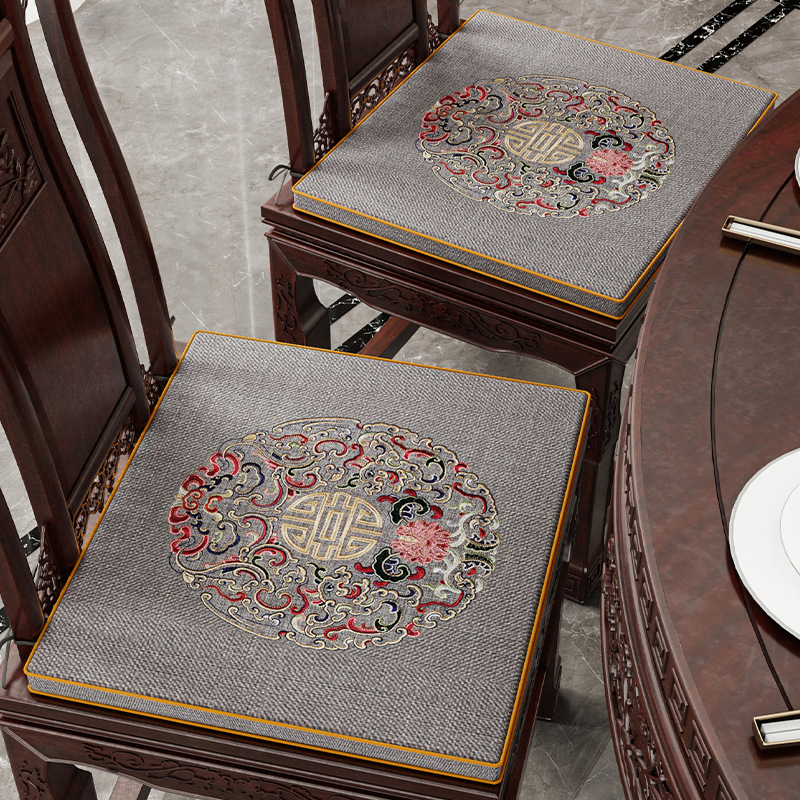 Седалкова възглавница в китайски стил — модел облаци, Doris hemp, пълнител от високо-плътна пяна