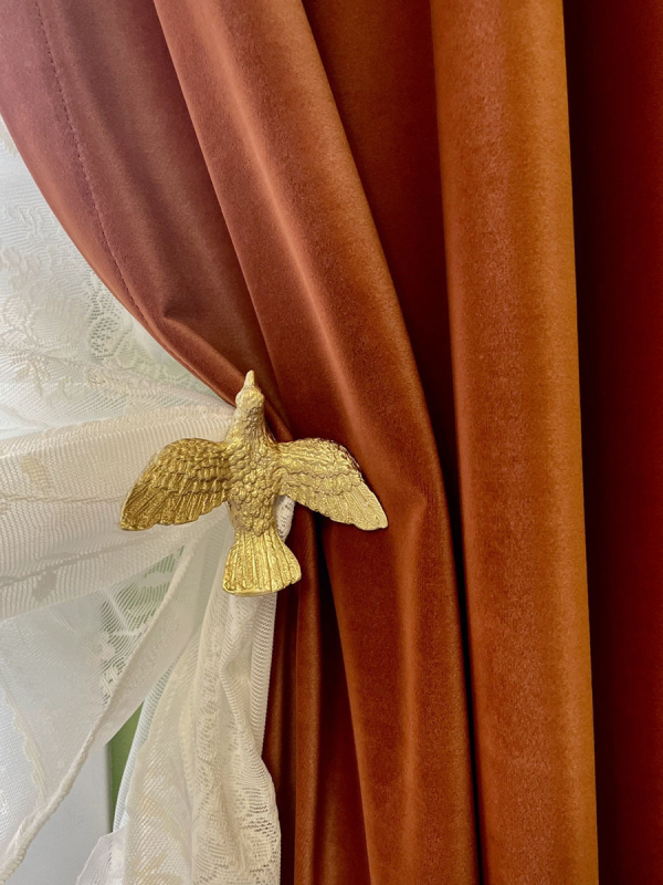 Függönykampó — Fém — Záró glazúr felülettel — Modern, letisztult stílus