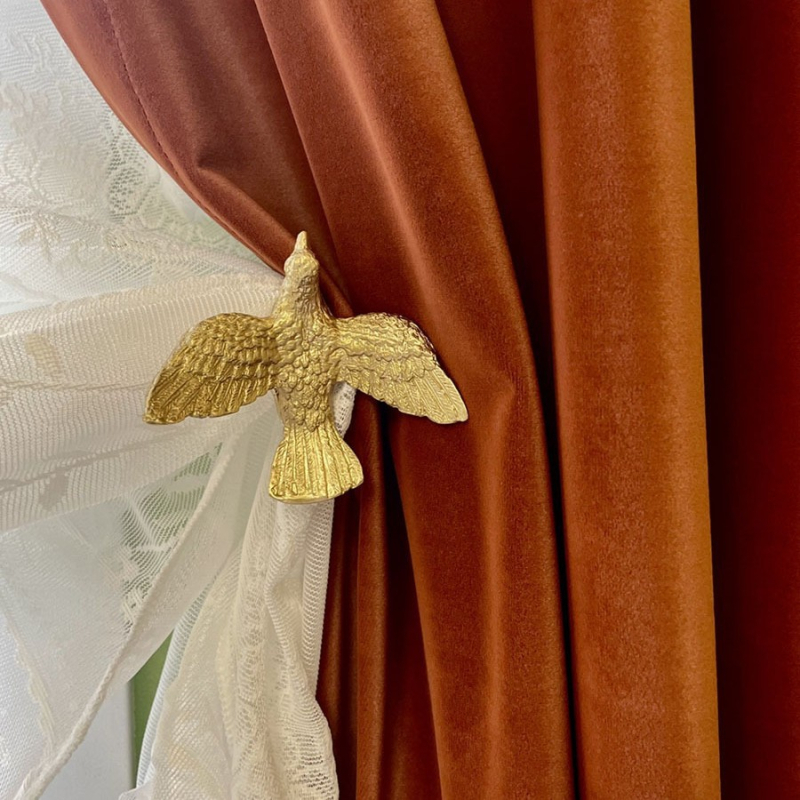 Függönykampó — Fém — Záró glazúr felülettel — Modern, letisztult stílus