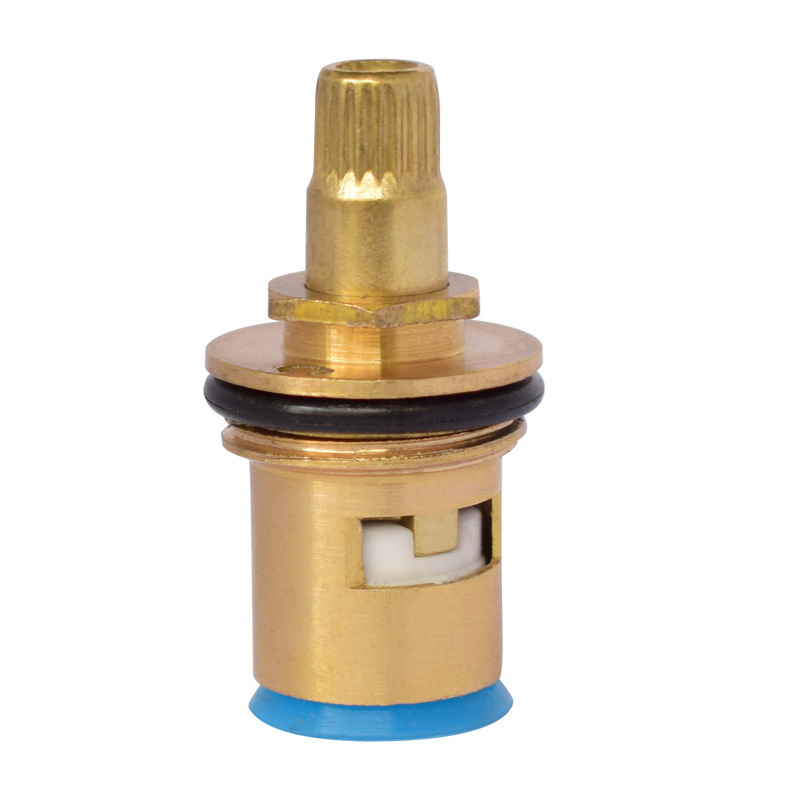 Kutni ventil za perilicu s bakrenim tijelo i keramičkim jezgrom, LC040 model, nominalni promjer 21 mm, 90° okret, za pitku vodu, maksimalna temperatura 100°C