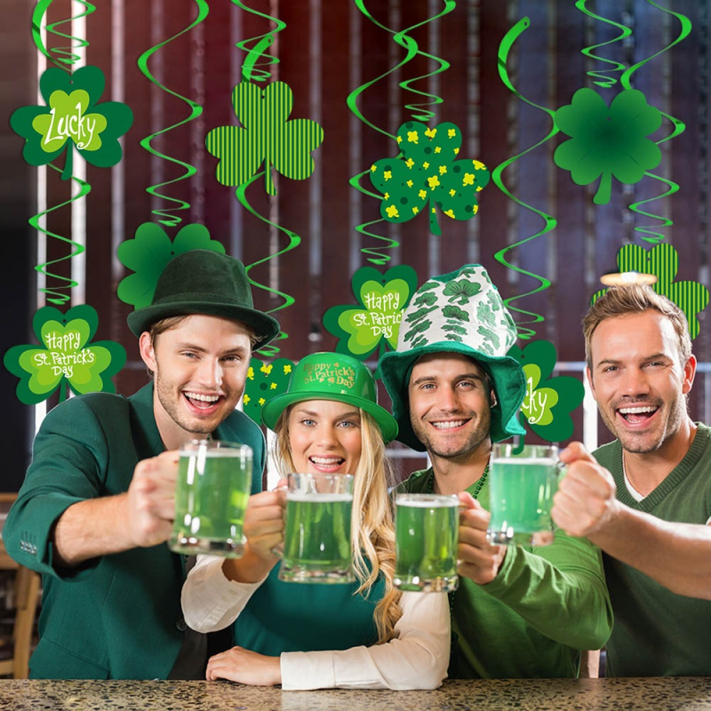 Szent Patrik-napi spirálfüggő dísz – háromlevelű lóhere motívum, kerek papír dekoráció szalaggal, otthoni dekorációhoz és bulikhoz