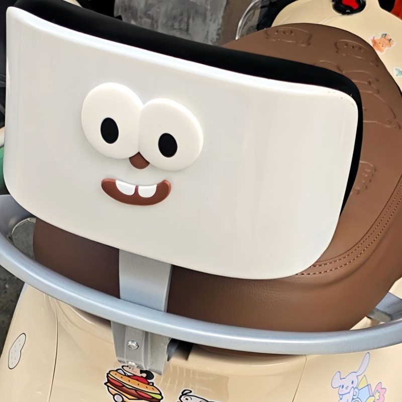 3D naljepnica za auto s magnetskim držačem – slatko lice s velikim očima, karikatura dizajn