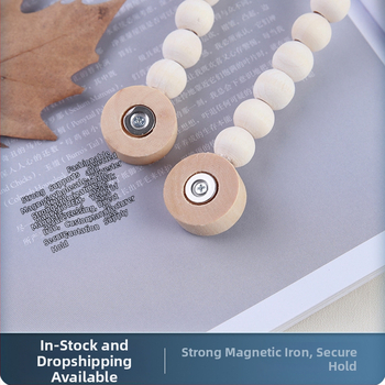 Závesová spona s trojfarebným strapcom, polyesterové vlákna + magnet, prispôsobiteľná, moderný štýl