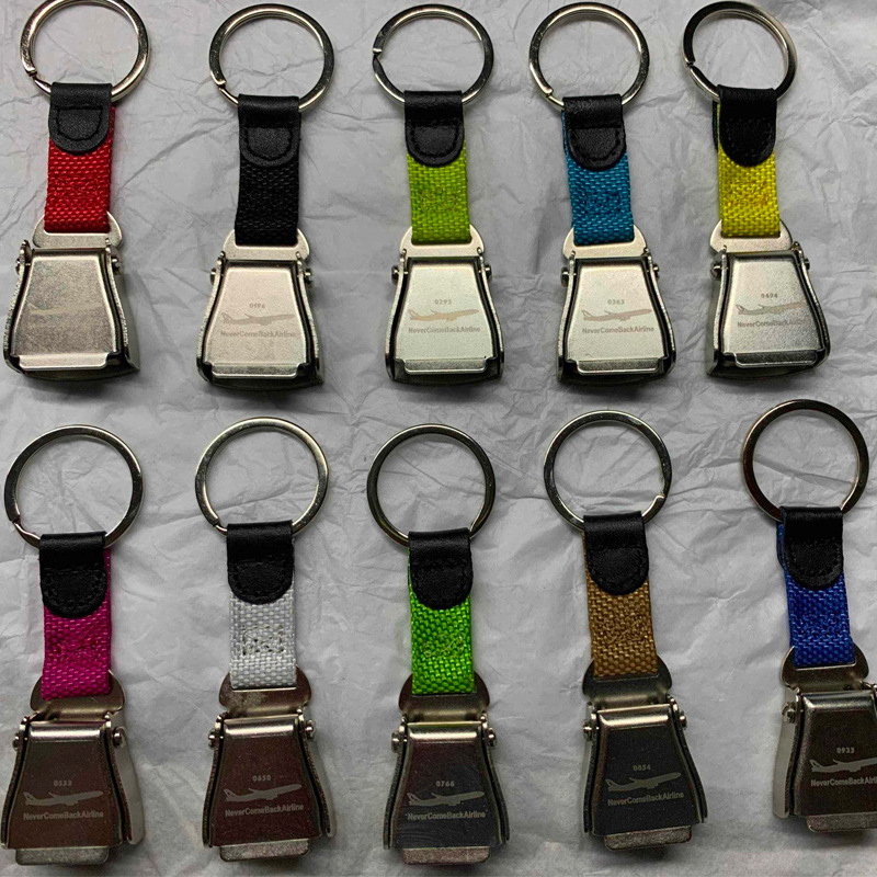 Μεταλλικό μπρελόκ με αεροπορική αγκράφα για διαφημιστικά δώρα και ταξιδιωτικές αναμνήσεις
