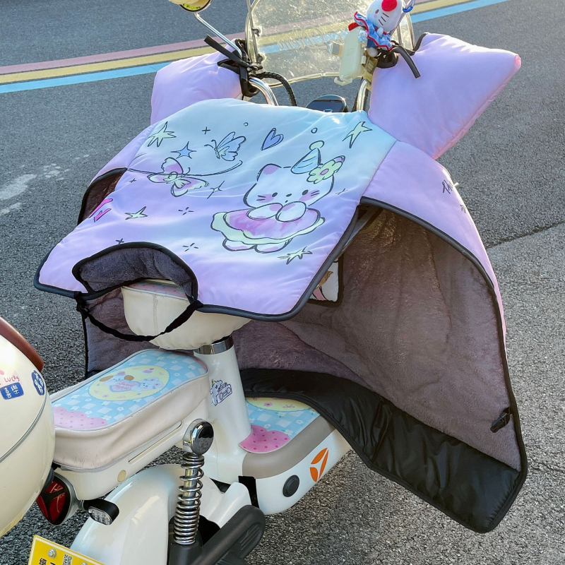 Kryt prednjeg stakla električnog vozila, PU materijal, zimna izolacija, otporan na habanje, za sve sezone