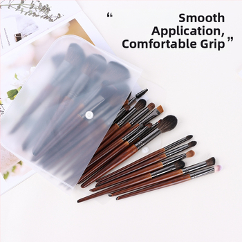 28-dielny set štetcov na make-up, kompletný profesionálny set pre zmiešanú pleť, 3-ročná trvanlivosť