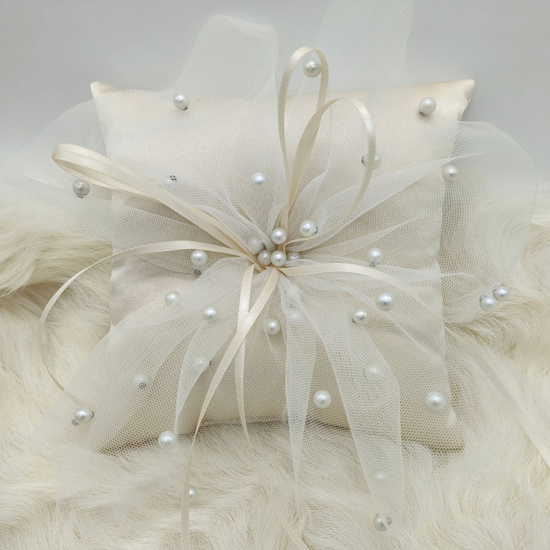 Възглавничка за пръстени с европейска дантела и перли (Марка: Rain Leaf; Опаковка: PP пакет; За сватби)