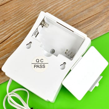 Ενσύρματο θυροτηλέφωνο Listener, μοντέλο 01, τροφοδοσία με δύο μπαταρίες AA (3V), ήχος Ding Dong, κατανάλωση 0.1W