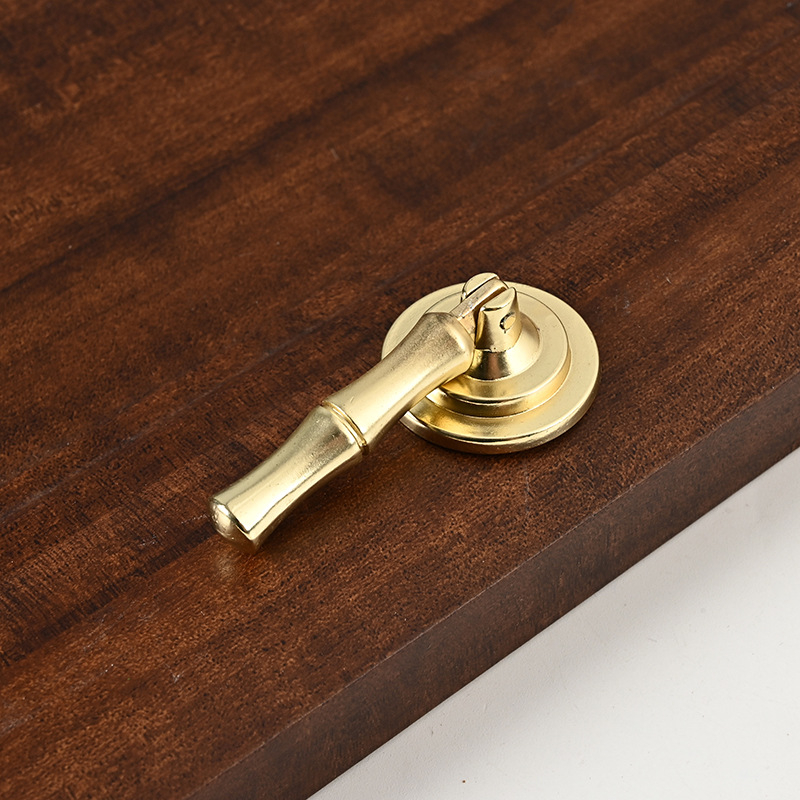 Fiók- és szekrényfogók — modern minimalista stílus, cinkötvözet, fröccsöntés, rúdszerű forma, felületre szerelt