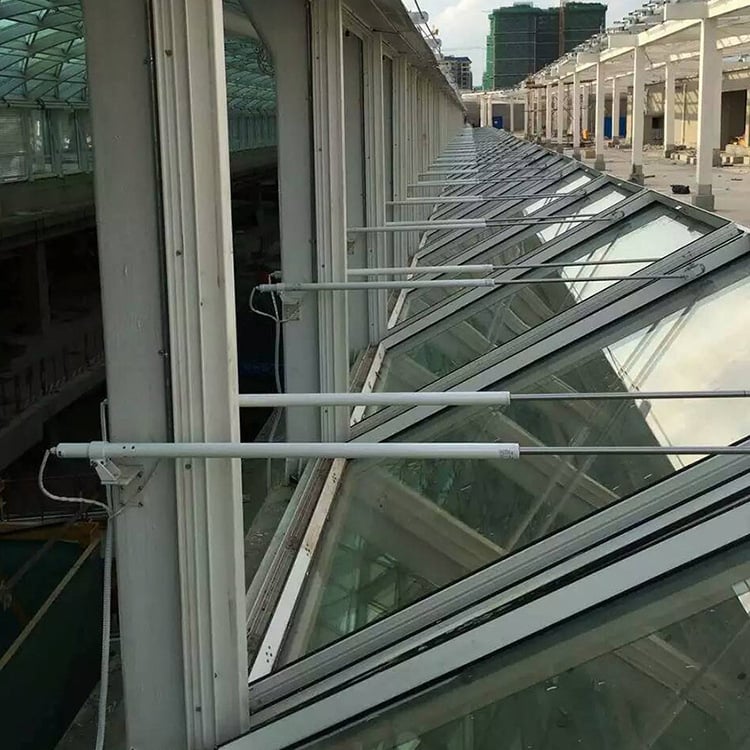 Elektrický otvárač dverí a okien | Okenný pohon, hliníková zliatina | Vhodné pre vysoké okná vo výstavných sálach, na letiskách a staniciach