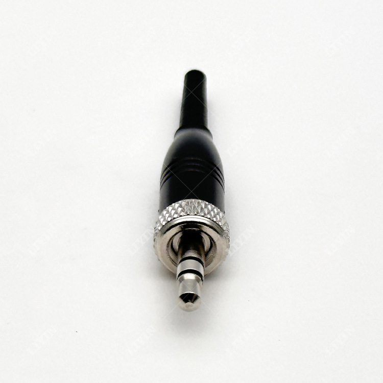 AUX conector 3,5 mm stereo pentru căști — Brand: Liyin electric; Tip conector: Audio/Vizual; Temperatură de operare: consultați serviciul pentru clienți; Certificare: Niciuna