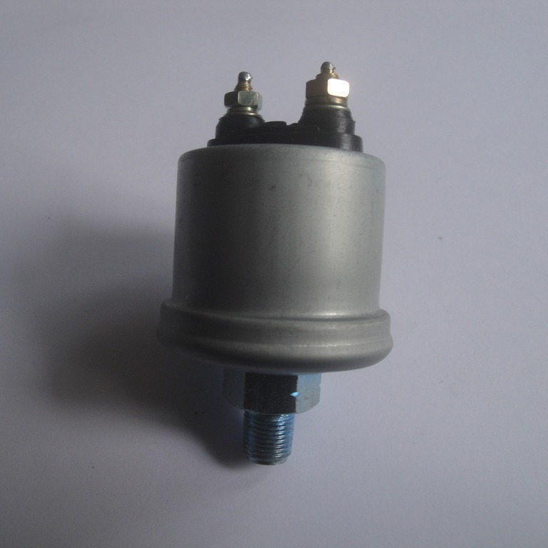Senzor tlaka ulja za Nissan vozila – marka VDO, raspon mjerenja 0-10 kPa, točnost 0.001 kPa, primjena: tlak ulja u automobilima, dijelovi 4868672AA, 05149097AA