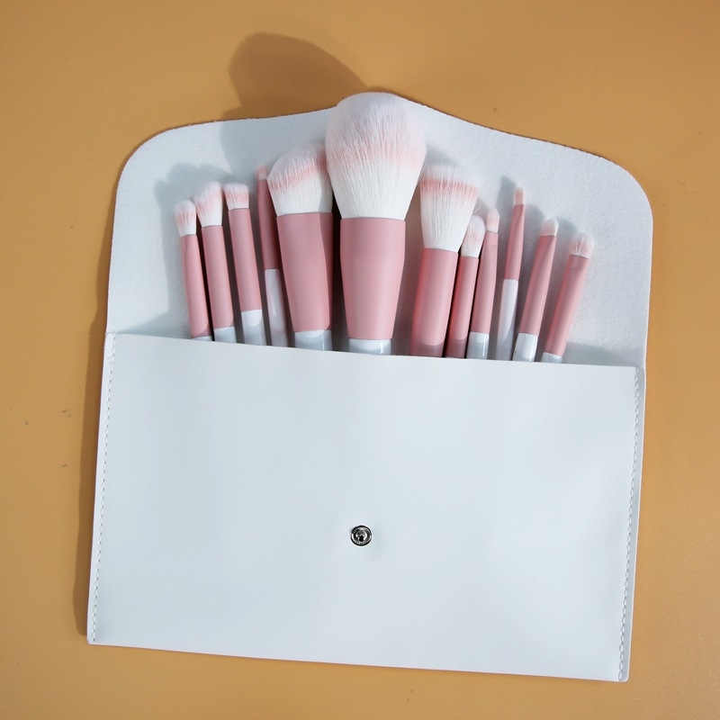 12 részes sminkecset-készlet nylon sörtéjű, műanyag fogantyúval és neszesszerrel – puhák, nem hullik a szálak, szemhéjfestékhez és laza púderhez