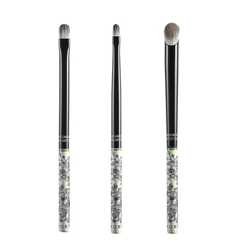 Trodjelni set četkica za makeup: korektor, highlighter i ruž, s sintetičkim vlaknima i dugim drvenim drškama