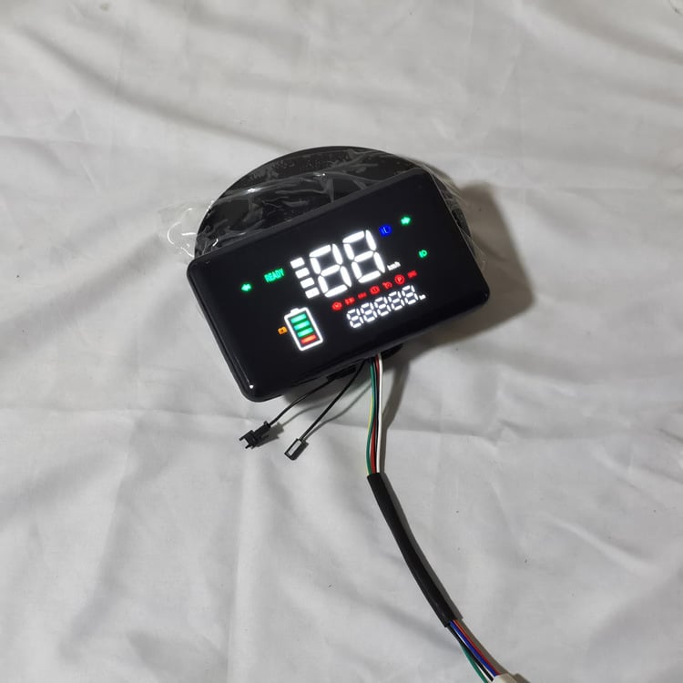 F6 инструментален панел за електрически превозни средства – цифров дисплей, 48/60V, пластмаса, Platinum