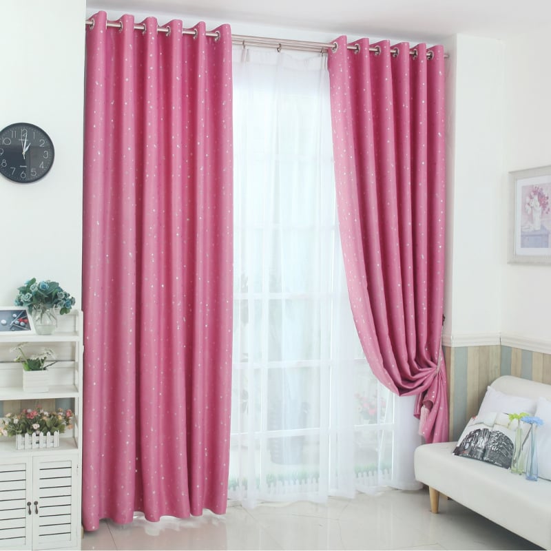 Draperie blackout cu model stele și ștanțare prin presare la cald; Material: poliester amestec; Funcție: umbrire înaltă 70–90%; Stil: minimalist chinezesc
