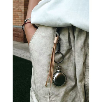 Breloc din aliaj cu pandantiv din șnur de piele împletit, stil etnic, origine Yiwu, iarna 2024, trend de personalitate