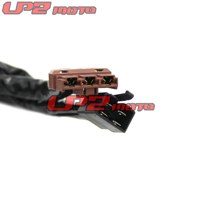 Regulator-punjac ispravljač za motocikl LPZ YHC-042, 12V, kompatibilan s Piaggio GTV250 MP3, 400 X8, 400 XEvo, 250 MP3, 250
