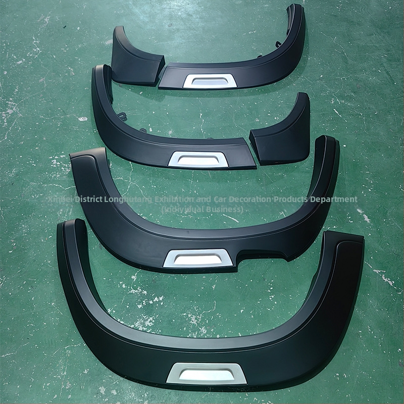 Zhanhe ABS blatníky pre Mitsubishi Triton L200 2019-2023