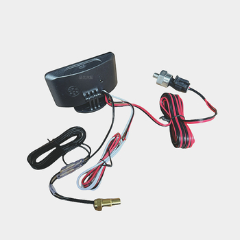 Univerzális LCD kijelző a vízhőmérséklethez, feszültséghez és olajszinthez, valamint az olaj mennyiségéhez autók, teherautók, mezőgazdasági járművek és kotrók számára — 12V/24V, műanyag, méretek 96×55×2 mm