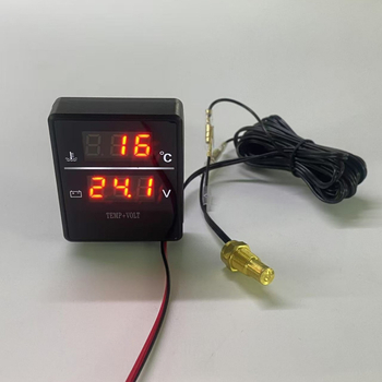 LED digitalni mjerač temperature vode i napona za automobile, kamione i poljoprivredna vozila – dva u jednom
