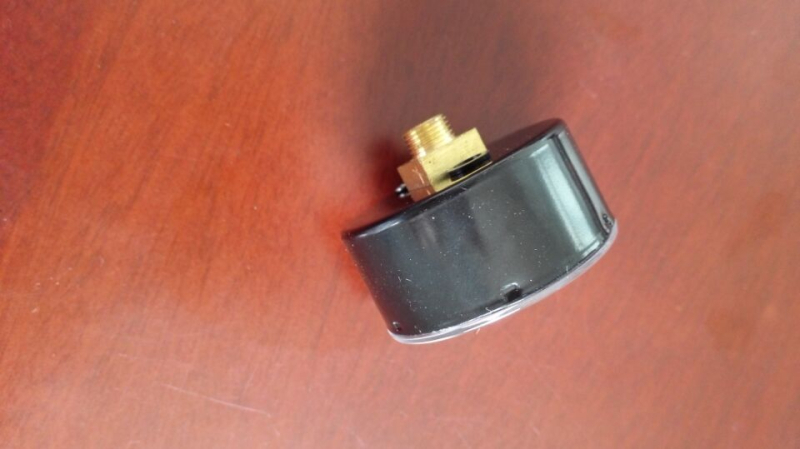 Pompa de aer auto cu manometru, model Y50, conexiune axială, interval de măsurare 0–1, precizie 1.6–2.5, diametru nominal 50