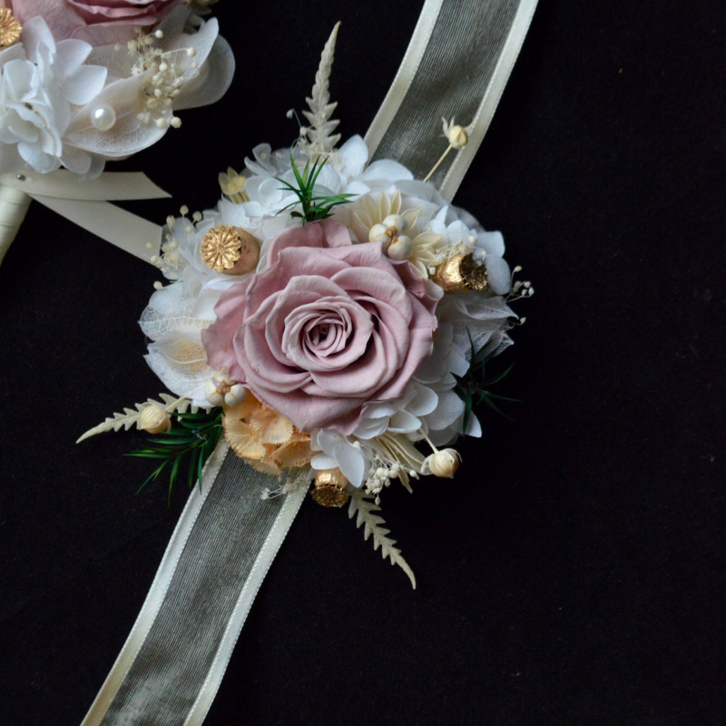 Set butoniere de nuntă și corsaj la încheietură — flori conservate, oțel inoxidabil, cutie cadou