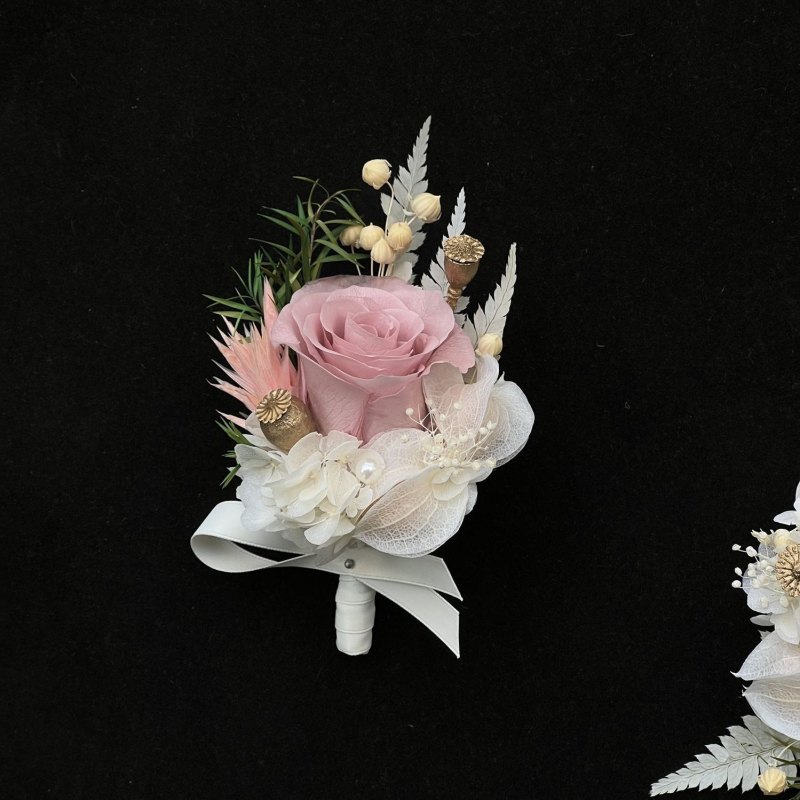 Set butoniere de nuntă și corsaj la încheietură — flori conservate, oțel inoxidabil, cutie cadou