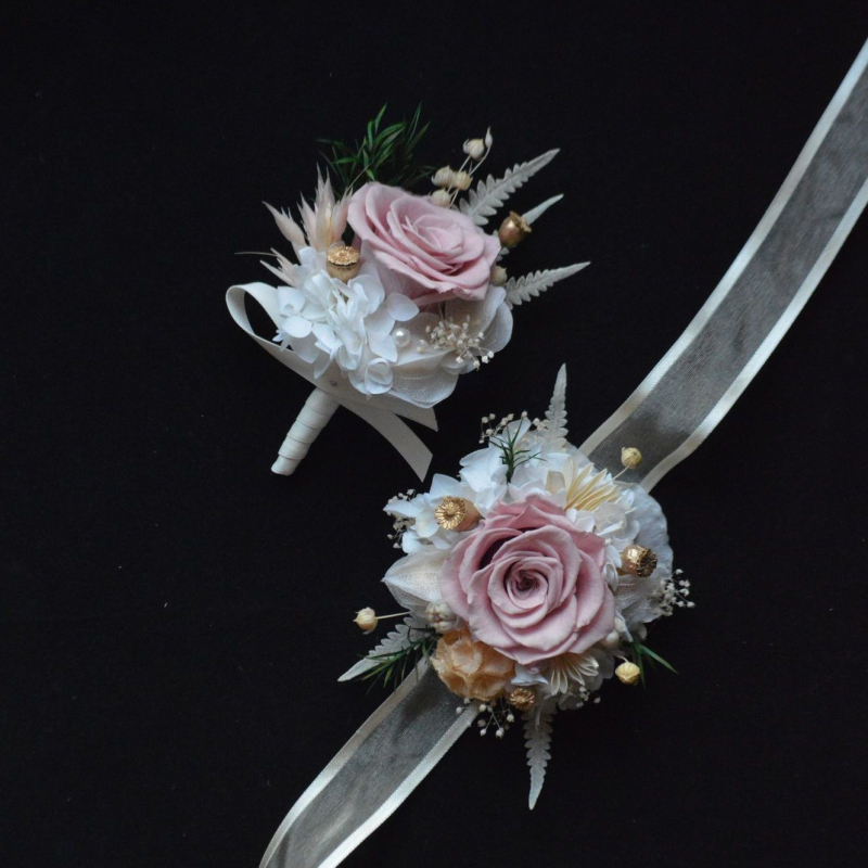 Set butoniere de nuntă și corsaj la încheietură — flori conservate, oțel inoxidabil, cutie cadou