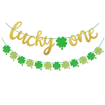 Szent Patrik-napi parti zászlógirland négylevelű lóhere csillogó díszítéssel; anyag: papír; anyagtípus: szalag; helyszíni dekoráció