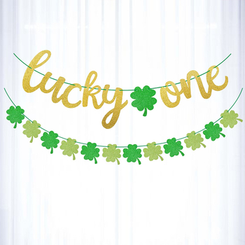 Szent Patrik-napi parti zászlógirland négylevelű lóhere csillogó díszítéssel; anyag: papír; anyagtípus: szalag; helyszíni dekoráció