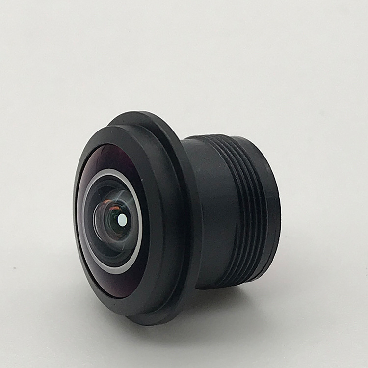 Fisheye cu focalizare fixă pentru sistemul auto de vedere posterior, unghi de vizualizare 210°, lungime focală 1.5, diafragmă maximă f/1.8, structură a lentilei 3G2P+IR