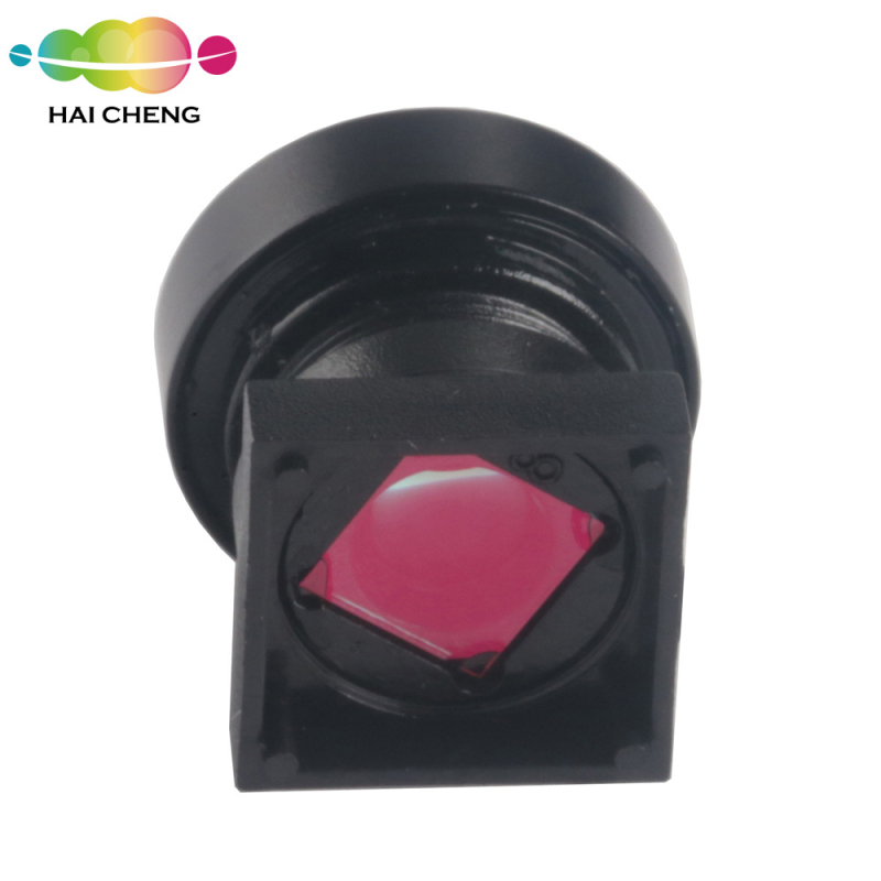 Lentilă fixă de focalizare pentru camerele de vedere spre spate ale vehiculului, distanță focală 0.95 mm, unghi larg 160°, format senzor 1/4″, interfață M7×0.35.