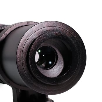 Obiectiv zoom 420-800mm f/8.3-16, diametrul filtrului 67mm, distanța minimă de focalizare 1,5 m, dimensiunea obiectivului 75×228mm