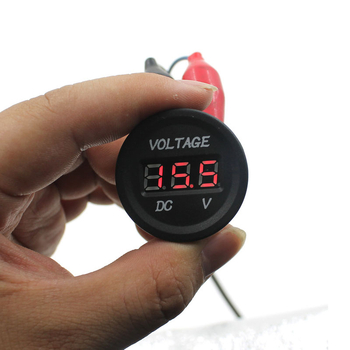 Automobilski voltmetar CS-016B, 0-30V, ABS kućište, digitalni zaslon, praćenje napona u realnom vremenu